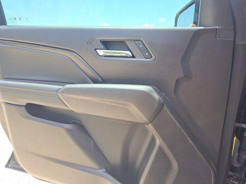 Used 2023 GMC Canyon Elevation w/ Elevation Premium Package RWD image 24