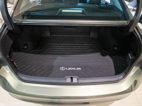 Used 2024 Lexus ES 350 w/ Premium Package image 32