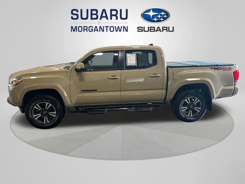 Used 2017 Toyota Tacoma TRD Sport w/ Tow Package (A/T) image 1