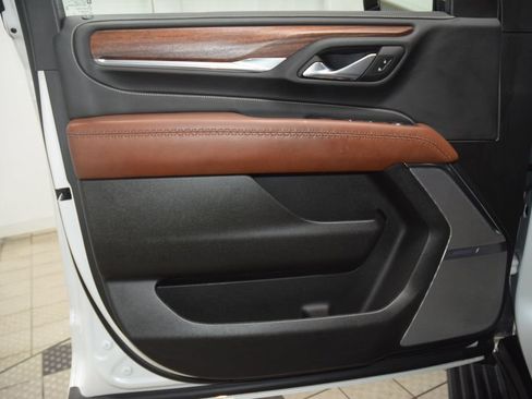 Used 2023 GMC Yukon Denali Ultimate AWD/4WD image 51