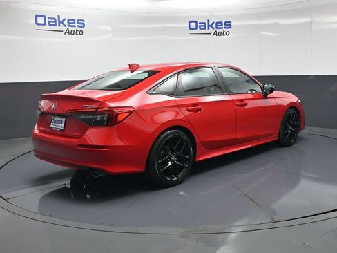 Used 2024 Honda Civic Sport image 7