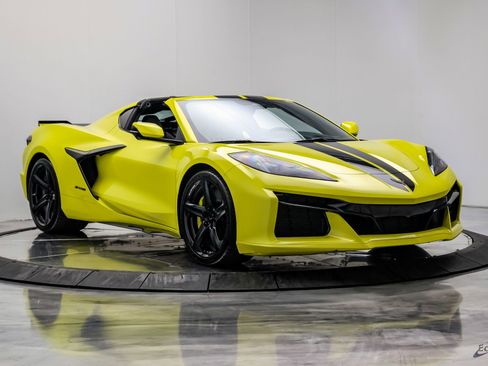 Used 2024 Chevrolet Corvette Z06 w/ Stealth Interior Trim Package image 31