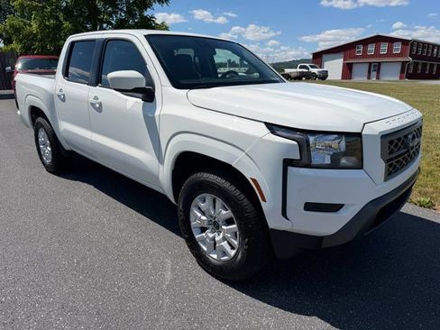 Used 2023 Nissan Frontier SV AWD/4WD image 8