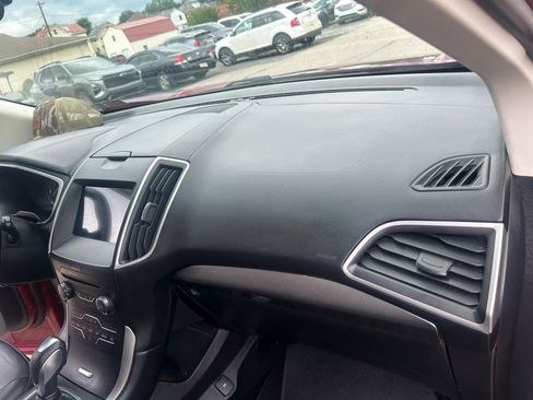 Used 2016 Ford Edge SEL w/ Equipment Group 201A AWD/4WD image 50