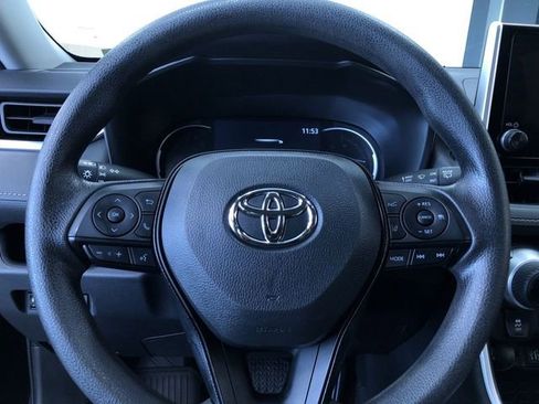 Used 2023 Toyota RAV4 LE AWD/4WD image 25