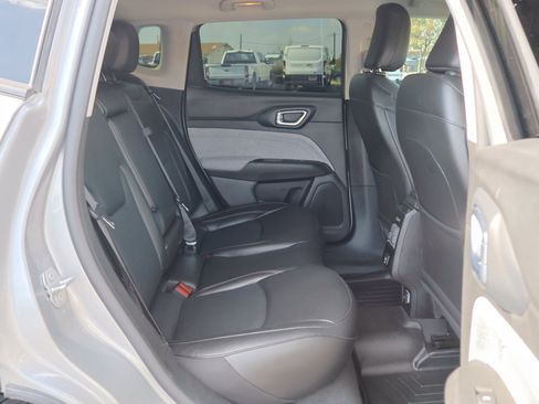 Used 2022 Jeep Compass Latitude image 29