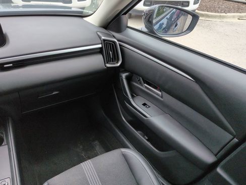 Used 2025 MAZDA CX-50 AWD 2.5 S w/ Cargo Package image 17