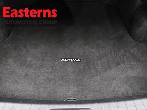 Used 2021 Nissan Altima 2.5 SR AWD/4WD image 9