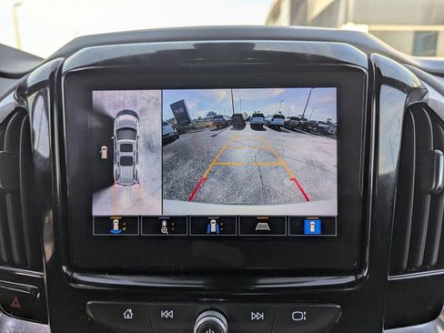 Certified 2022 Chevrolet Traverse RS image 22