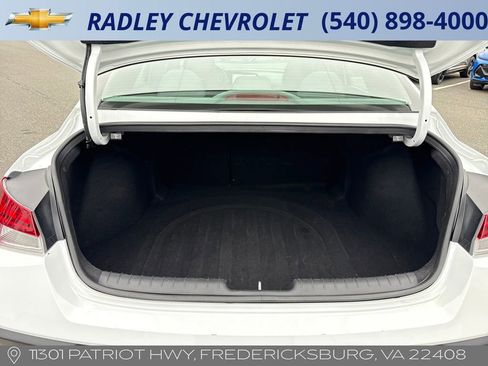 Used 2025 Hyundai Elantra SEL image 22