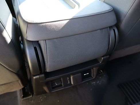 New 2026 Chevrolet Silverado 1500 LT image 39