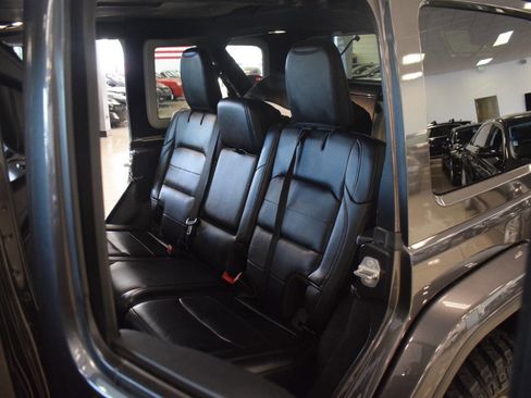 Used 2020 Jeep Wrangler Unlimited Sahara image 68