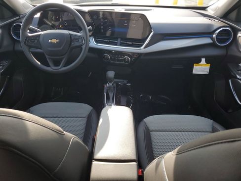 New 2026 Chevrolet Trax LT image 10