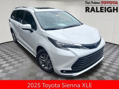 New 2025 Toyota Sienna XLE