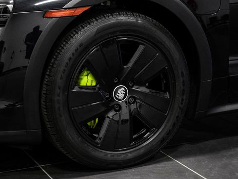 Used 2023 Porsche Taycan 4 Cross Turismo image 60