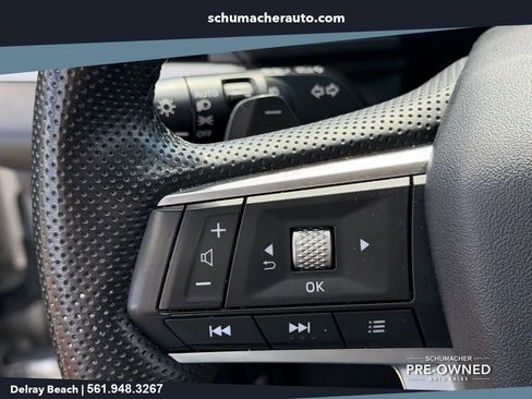 Used 2024 Mitsubishi Outlander FWD image 27