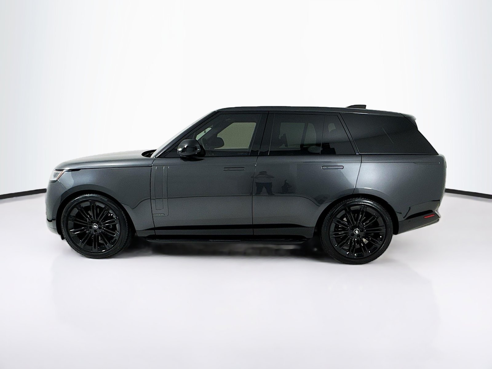 Used 2024 Land Rover Range Rover Autobiography AWD/4WD image 5