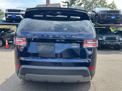 Used 2018 Land Rover Discovery HSE AWD/4WD image 6