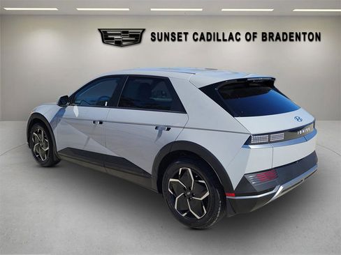 Used 2023 Hyundai Ioniq 5 SEL image 6