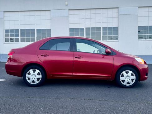 Used 2007 Toyota Yaris S image 3