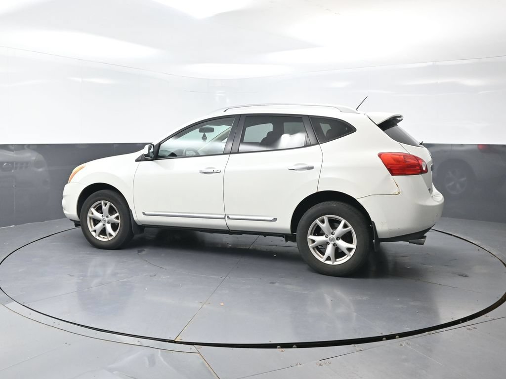 Used 2011 Nissan Rogue SV w/ Premium Pkg FWD image 9