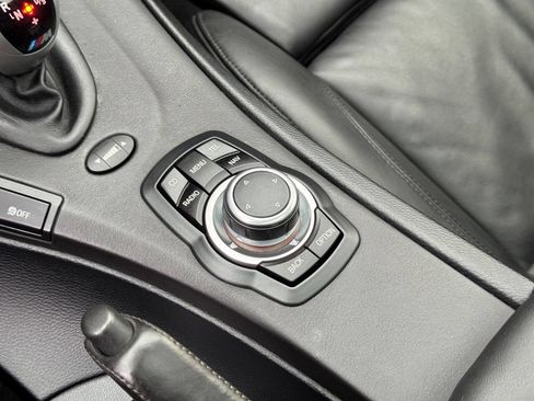 Used 2011 BMW M3 Sedan image 48