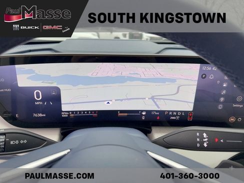 Used 2025 Buick Enclave Avenir w/ Trailering Package, 5000 lbs. image 17