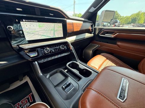 Used 2024 GMC Sierra 2500 Denali Ultimate w/ Max Trailering Package image 37