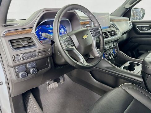 Used 2023 Chevrolet Tahoe Premier image 9