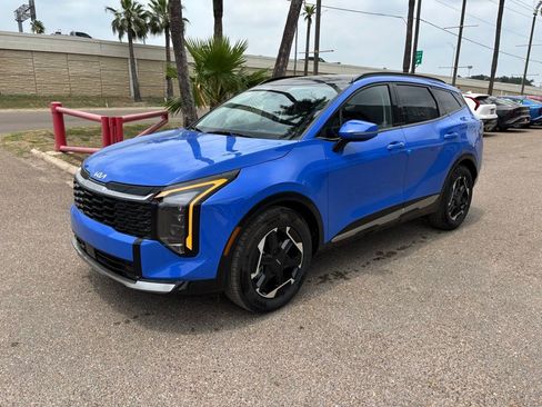 New 2026 Kia Sportage SX FWD image 3