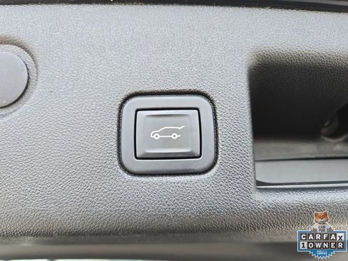 Used 2022 Chevrolet Equinox RS w/ RS Leather Package FWD image 24