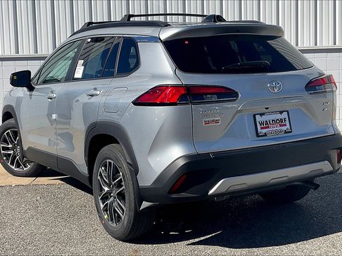 New 2026 Toyota Corolla Cross XLE image 3