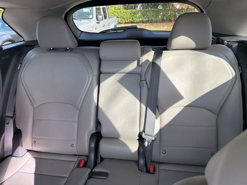 Used 2023 INFINITI QX50 Luxe image 10