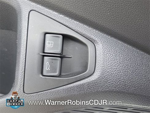 Used 2022 Volkswagen Jetta SE image 30