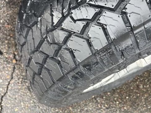 Used 2019 GMC Yukon XL SLT image 11