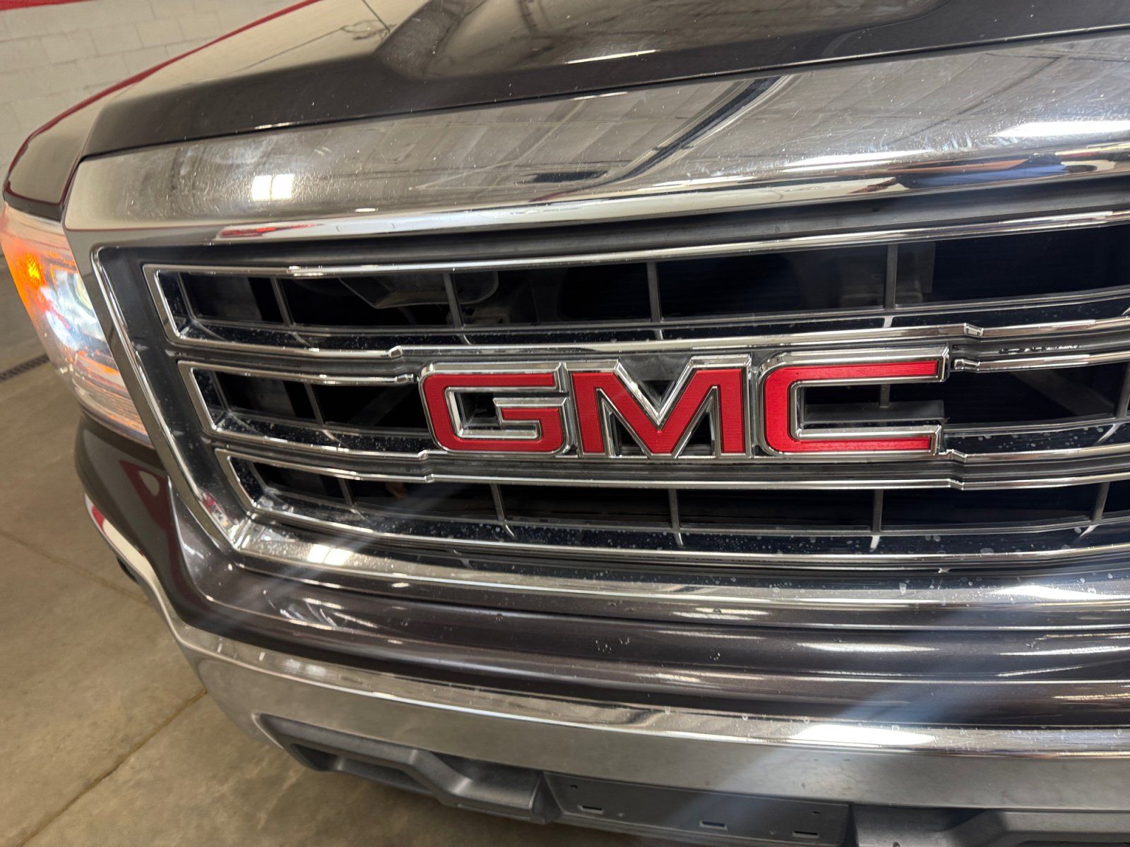 Used 2014 GMC Sierra 1500 SLE w/ SLE Value Package RWD image 24