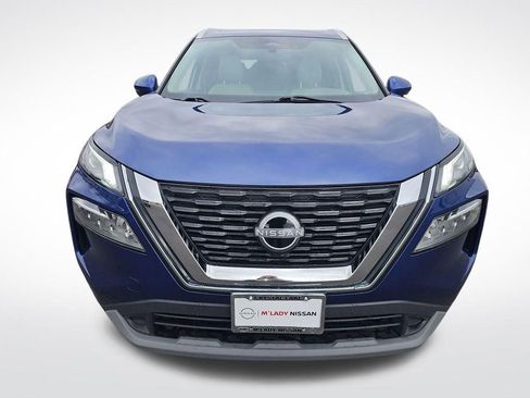 Used 2022 Nissan Rogue SV w/ SV Premium Package image 10