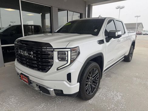 Used 2022 GMC Sierra 1500 Denali Ultimate image 2