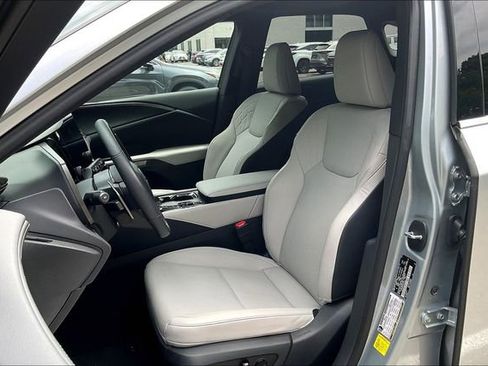 Used 2023 Lexus RX 350 Premium w/ Accessory Package (Z1) AWD/4WD image 21