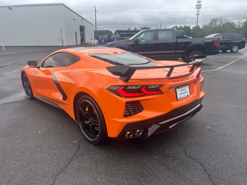 Used 2022 Chevrolet Corvette Stingray Preferred Cpe w/ Z51 Performance Package RWD image 6
