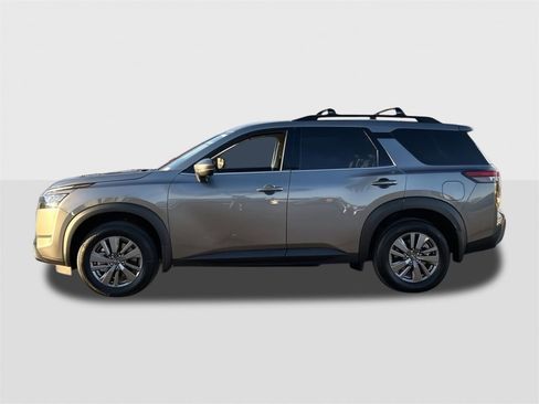 New 2025 Nissan Pathfinder SV image 4