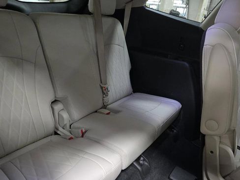 Used 2023 Buick Enclave Avenir w/ Avenir Technology Package image 10