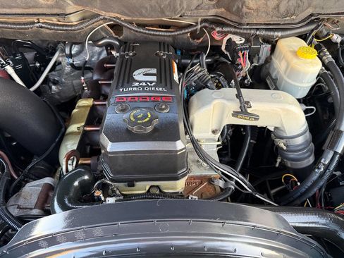 Used 2006 Dodge Ram 2500 Truck SLT image 50