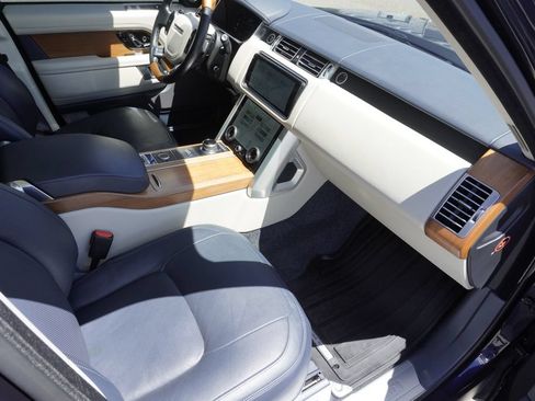 Used 2019 Land Rover Range Rover Supercharged AWD/4WD image 22