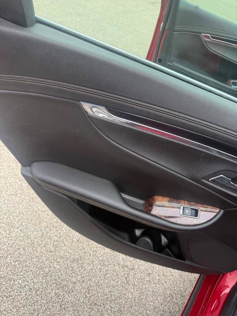 Used 2014 Chevrolet Impala LT w/ Convenience Package FWD image 16