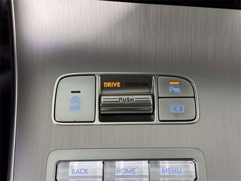 New 2026 Genesis GV70 2.5T Advanced image 28