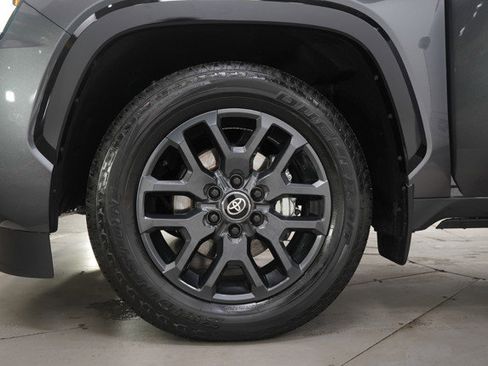 Used 2025 Toyota Sequoia 4WD image 37