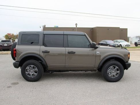 New 2025 Ford Bronco Big Bend image 3