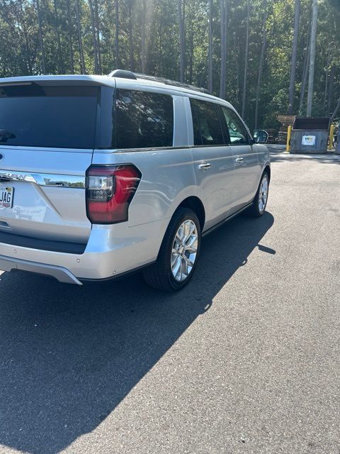 Used 2019 Ford Expedition Limited w/ Equipment Group 302A RWD image 5
