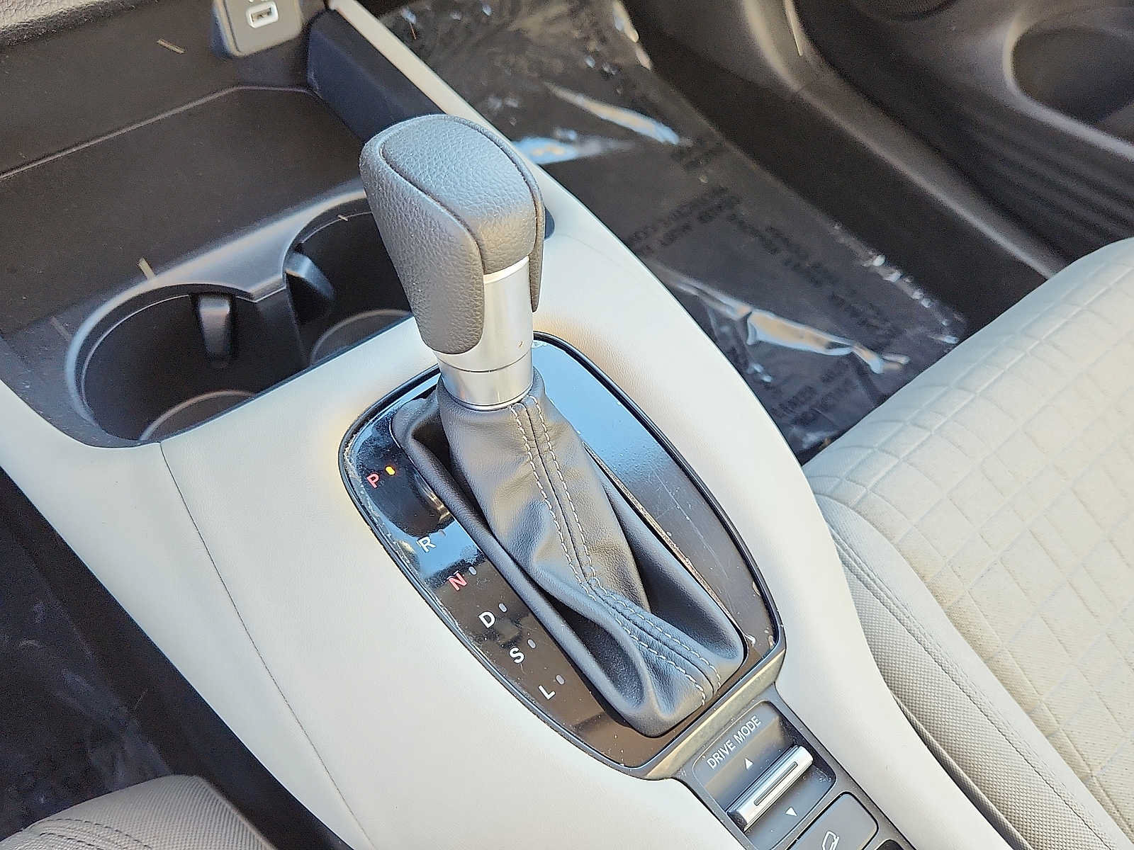 Certified 2024 Honda HR-V LX image 14